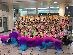 60位舞者高鐵左營站快閃熱舞  為國際踩舞祭拉序幕