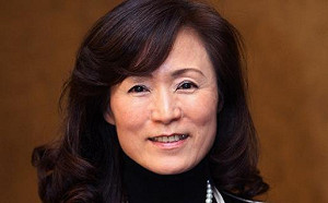 公衛領域表現優 成大校長回哈佛領獎