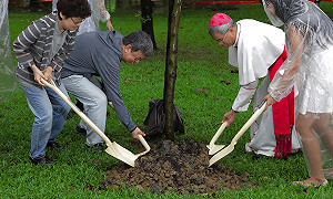 陳建仁：貧窮是結構性壓迫造成的