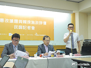 五成六支持憲改「18歲公民權」藍綠意見分歧