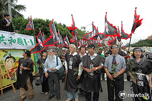耀伯新書試讀》鄭南榕出殯日！詹益樺殉道時