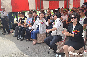 「蛋黃蛋白」爭議後首度同台   張花冠勉 涂醒哲「看久緣就浮！」