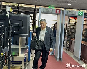 柯文哲點名林欽榮、蘇麗瓊是可疑證人　嗆蘇「糾正文看不懂也沒能力寫」
