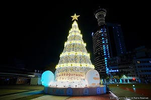 台中耶誕嘉年華  奶油蛋糕成耶誕樹呈現「耶誕珍甜」