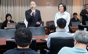 林保華觀點》滑頭的韓國瑜還怕陳玉珍的重壓？