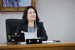 韓國瑜拒出席國政茶敘　吳思瑤：總統善意遭忽視