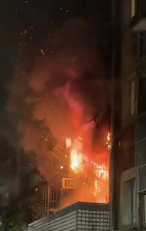 新莊凌晨惡火16歲少女喪命！消防大隊長悲歎：妹妹抱歉，我們盡力了