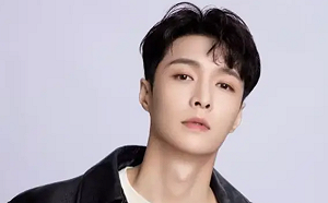 EXO見面會前5小時「張藝興突宣布缺席」！原因曝光網氣炸：沒有職業道德