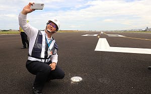 讚桃機三航廈好美 林佳龍：過去建設國門、現在帶台灣走向全世界 