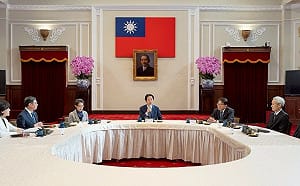 國政茶敘談財劃法、公教年金改革！賴清德：應在合憲基礎下進行