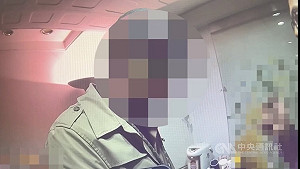 遭通緝假神醫提領詐款 北市警依現行犯逮捕送辦