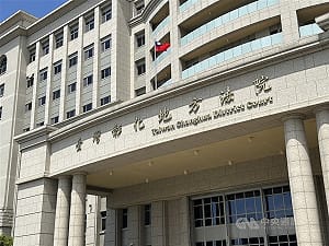 彰化男不滿結帳等太久毆店員　另案打員警共判8月