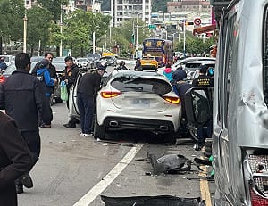 基隆疑再毒駕奪命 連撞12車釀1死2傷