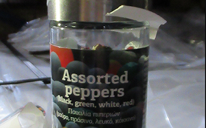 蘇丹紅再現！越南彩虹胡椒粒檢出違規   食藥署：已全數銷毀