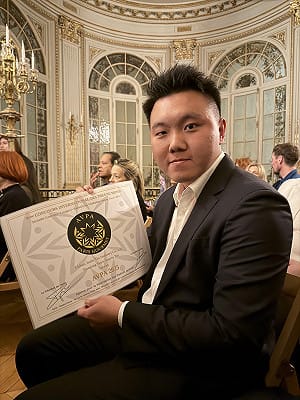 遭中國戰狼叫囂  台灣高山茶飄香巴黎 「華崗雪源頭」 獲法國大獎特別獎