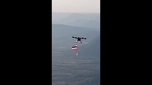 (影) 泰柬軍事衝突暫告一段落？ 泰在柬境高調掛國旗宣誓主權 北京暗中援柬