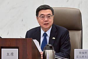 工業雙氧水漂白豬大腸！卓榮泰：精進屠宰場管理、加速溯源數位化