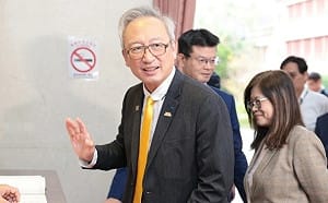 徐佳青兒能身分出席僑務場合？吳志中：有未成年出現很正常