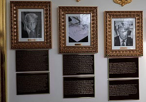 川普在白宮前總統肖像下增註解 猛批歐巴馬 還把拜登照片換成「這個」.....