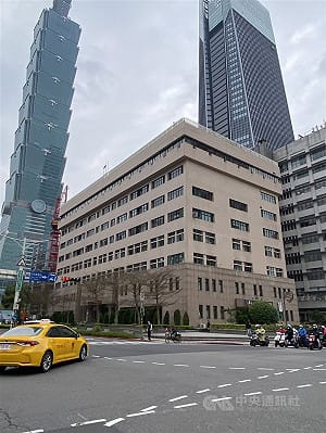 涉協助鍾文智偽造簽名　李姓派出所副所長遭聲押
