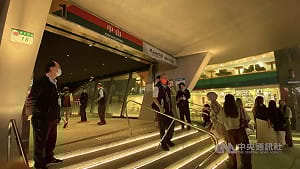 北捷中山站附近發生砍人案　犯嫌疑墜樓輕生