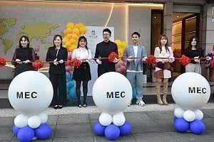 深耕高雄20年有成   拔萃文教集團宣示明年起全台拓點