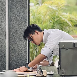 自稱台灣公務員IP卻在柬埔寨？名廚曝「跨國IP大串連」：怎麼看都像詐騙