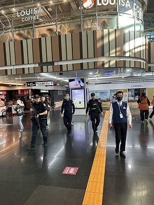 捷運系統收炸彈預告　高雄警方聯合巡檢未發現異常