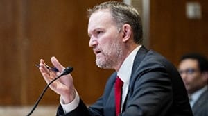 美明年6月起加徵中半導體關稅! USTR : 稅率提前一個月公佈