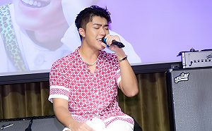 「臭臉對粉絲」解釋也沒用？王ADEN宜蘭跨年表演遭取消