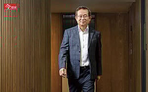 信驊員工平均年薪540萬稱霸上市櫃！中年失業工程師 如何21年孵出台股首檔「7千元」股王？