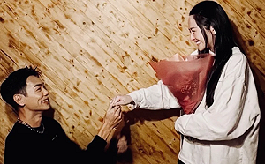 禾浩辰平安夜求婚成功！甜蜜告白女友吳品潔：我家完整了