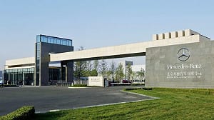 (影) 又有大廠撤出中國！傳賓士拒「黨書記」進董事會停產 日企也紛撤離