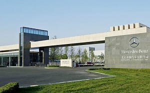 (影) 又有大廠撤出中國！傳賓士拒「黨書記」進董事會停產 日企也紛撤離