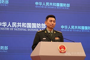 福建艦遼寧艦同框傳演練  中國國防部避答