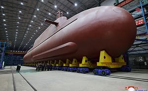 北韓秀近乎完工核潛艦  金正恩警告：觸碰戰略主權將付出代價