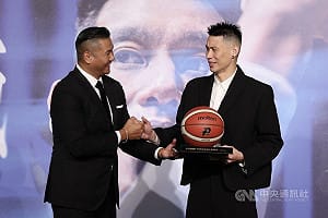 林書豪感性談家人　自豪「兒子現在沒看到我會哭」