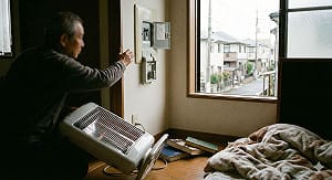 震後復電才是惡夢開始？專家曝「通電火災」恐怖案例：水潑插座也會燒