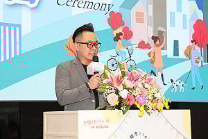 批國民黨越來越不在乎中華民國！童子瑋：元旦升旗時要怎麼面對國旗？