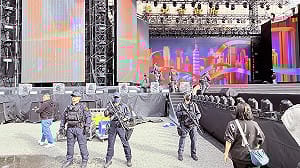 隨機攻擊案後　台北跨年維安升級、特勤警配槍彈並加強清查 