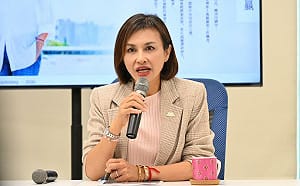 率先出版政策白皮書   邱議瑩：我已做好接棒陳其邁準備  