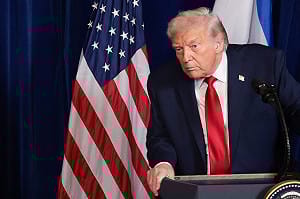 跌幅近10年來最大! 川普2.0第一年 美元下跌10% 華爾街估明年仍疲軟