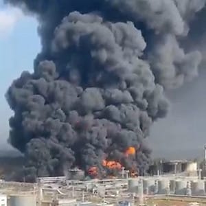 (影) 烏深層打擊奏效！無人機令俄南煉油廠全面停擺、頓涅茨克彈藥庫大爆炸