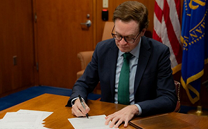 YTR揭明尼蘇達州兒童托育詐欺補助款  美宣布凍結州1.85億美元補助