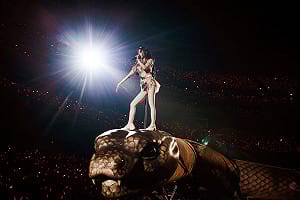 蔡依林穿運動鞋開唱破個人紀錄 笑喊成為加場動力