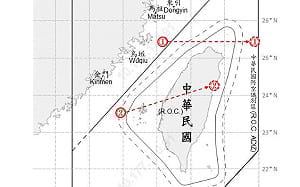 軍演剛結束！共軍空飄氣球再度飛越台灣本島 國防部嚴密監控