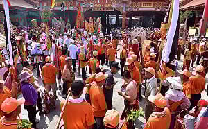 曾神準預言風災！南鯤鯓抽「2026國運代表字」結果揭曉