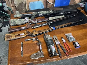 賽鴿當掩護！花蓮28歲男山區私設改槍工坊　遭警查獲送辦