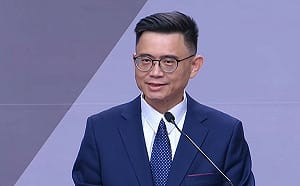 政見會後隔空交鋒！  賴瑞隆回擊柯志恩：犧牲高雄權益、市民絕不接受