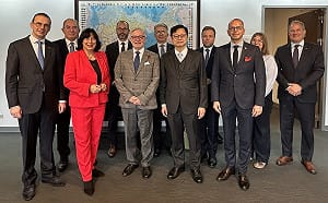 歐洲議會訪團10人來訪明見賴清德  針對反制假訊息、網攻進行座談